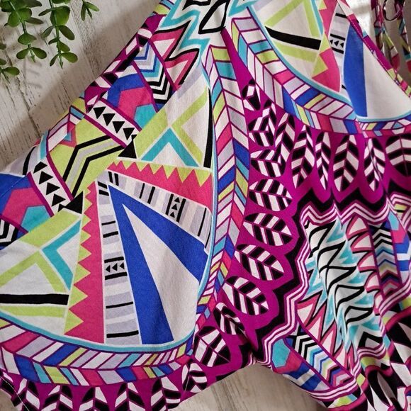 New Romeo & Juliet Romper - Picture 4 of 6